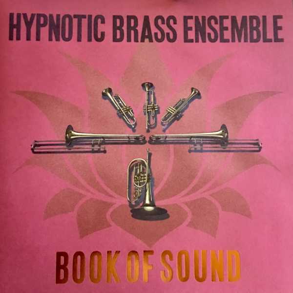 Hypnotic Brass Ensemble (Camiseta) - Robô – Heart Merch